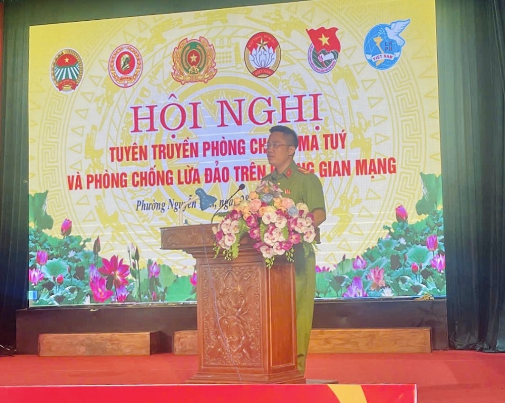 Công an phường Nguyễn Trãi phối hợp tổ chức hội nghị tuyên truyền phòng, chống ma túy và lừa đảo trên không gian mạng
